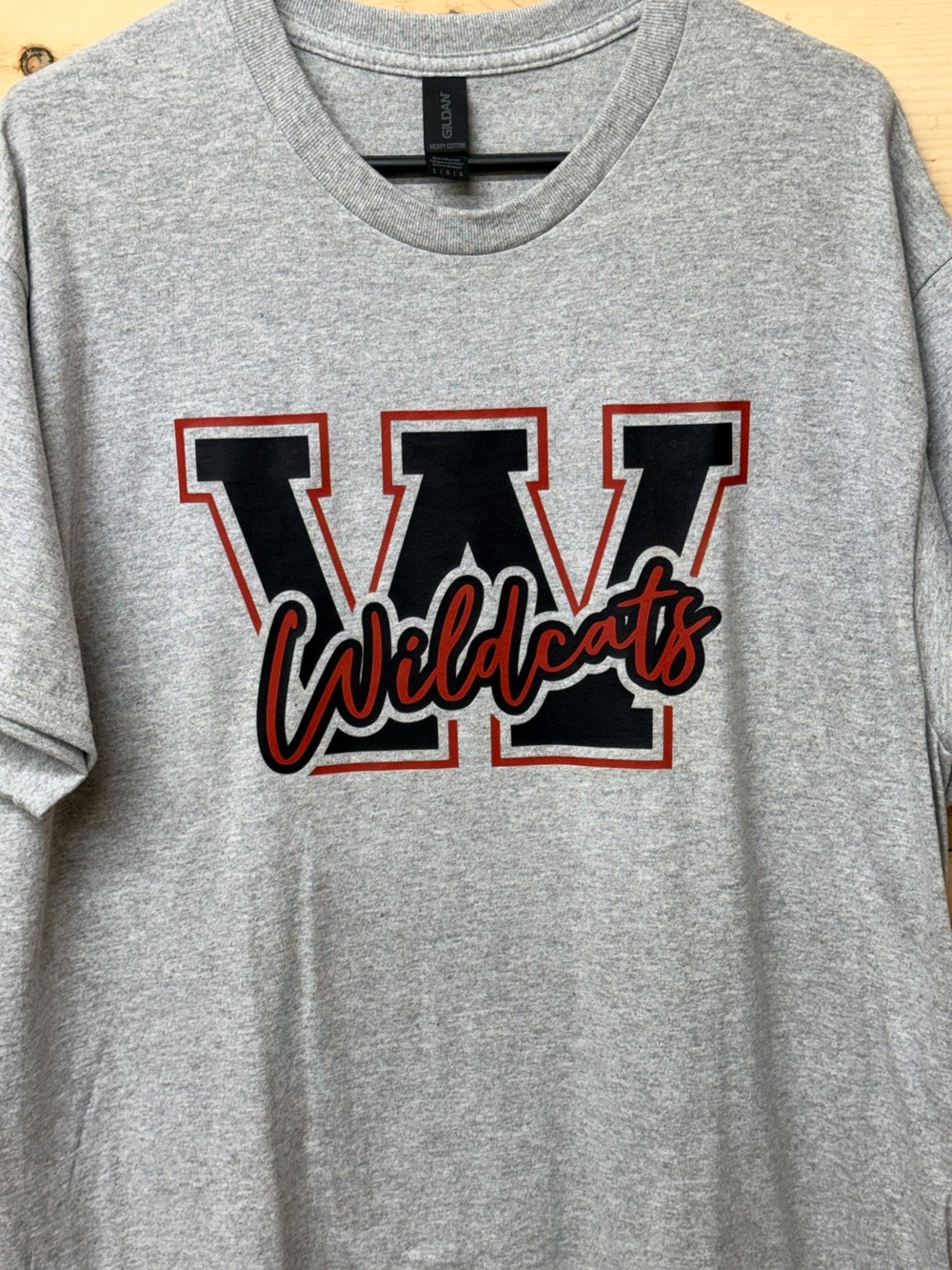 Gildan Gray Wildcats Graphic Short-Sleeve Tee with Black and Red Print